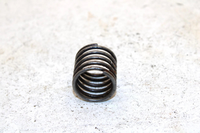 1999 Yamaha  Grizzly Oem Rear Shaft Coupler Spring 90501-260L6-00 AY47