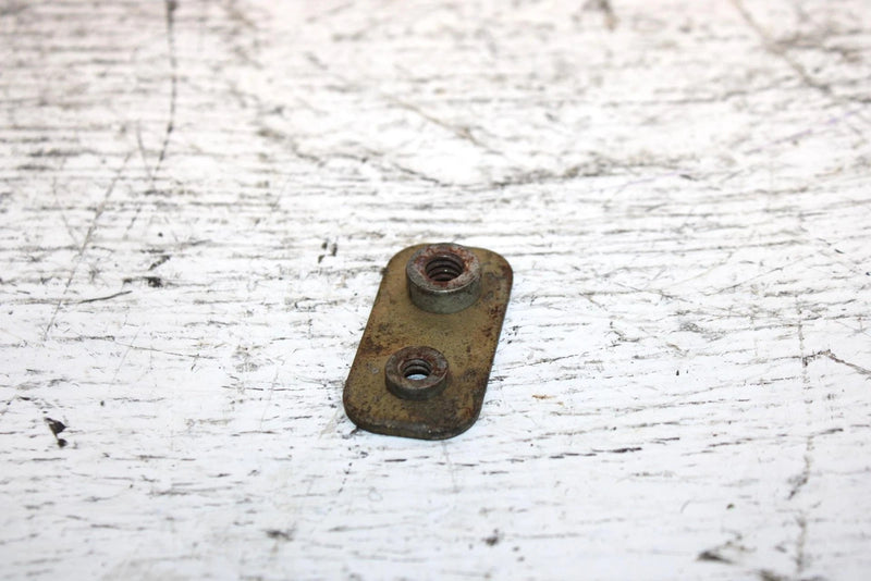 1998 Arctic Cat Zr 600 Oem Hood Hinge Nut Plate 1606-623 SA33