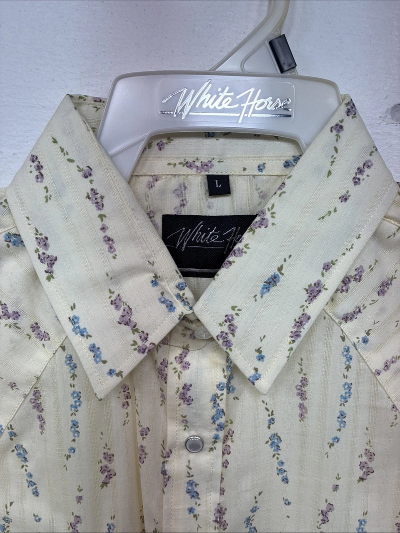 New Women’s White Horse Yellow Floral Short Sleeve Pearl Snap Large II-93