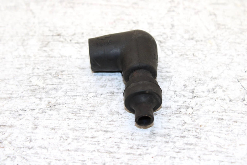 1987 Yamaha Exciter 570 L/c Oem Plug Cap 8DG-82370-00-00 SY18