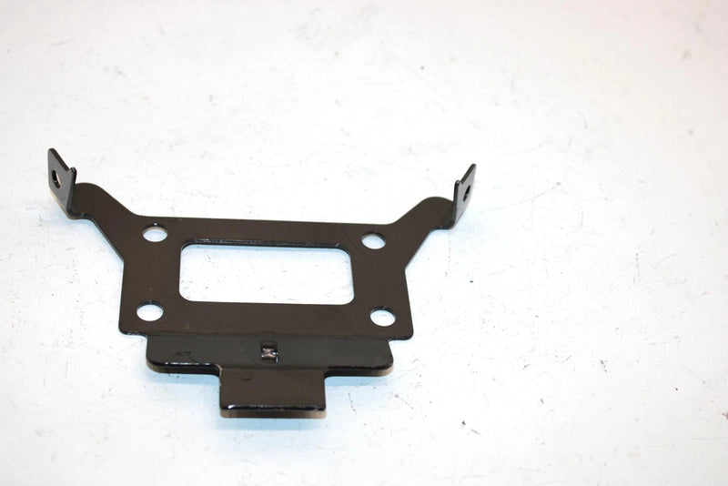 03 Bombardier Quest 650 Oem Handlebar Cover Support 709400077 AB1.1