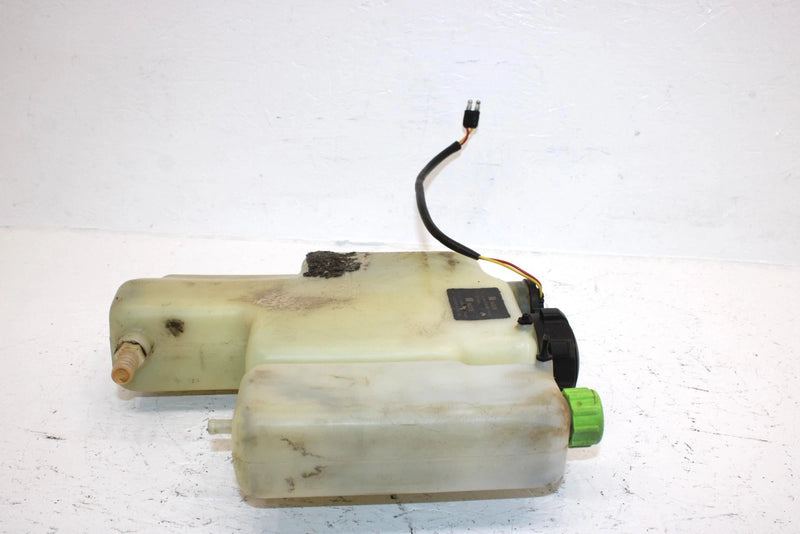 90 Arctic Cat Tigre Ext Mountain Cat Oem Oil/Coolant Tank Assembly 0670-152 SA49