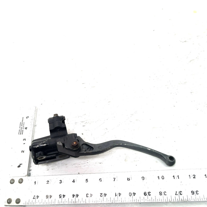 88 Honda FourTrax 300 4x4 OEM Front Brake Master Cylinder 45500-HC5-006 AH89