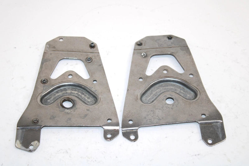 2005 Yamaha Rs Vector Er Oem Main Track Bracket Set 8ES-21953-01-00 SY59