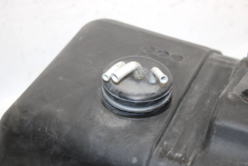 83 Yamaha Excel Iii Ec340g Oem Fuel Tank Set 8G8-24111-00-00 SY7