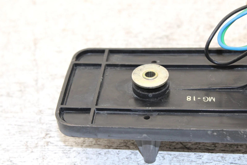 1991 Yamaha Exciter Ii 570 Liquid Oem Taillight Base W/Bulb 82M-84711-01-00 SY24