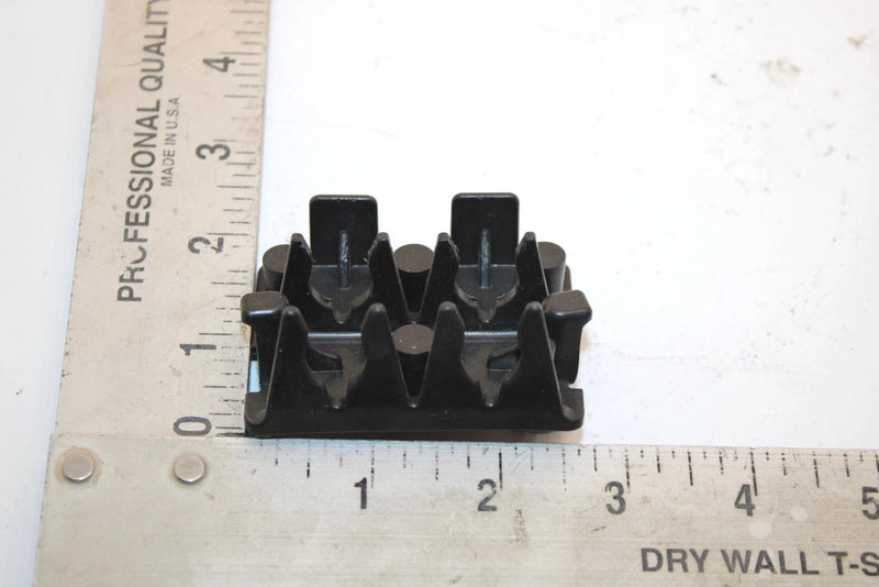 05 Polaris Fusion 900 Oem Spark Plug Holder 5435945 SP204