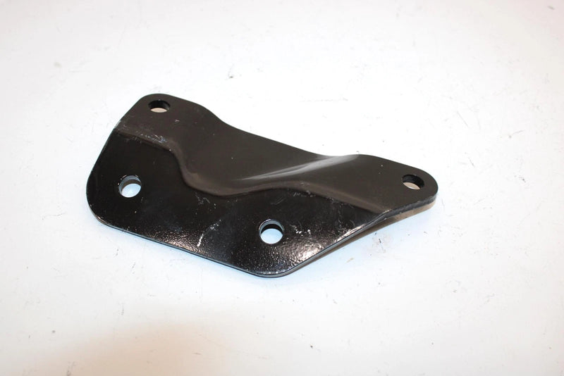 92 Yamaha Ovation Le Oem Engine Bracket 3 85L-21429-00-00 SYS