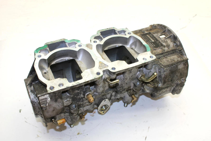 2006 Ski-doo Mxz 500ss Oem Crankcase 420888769 SS104