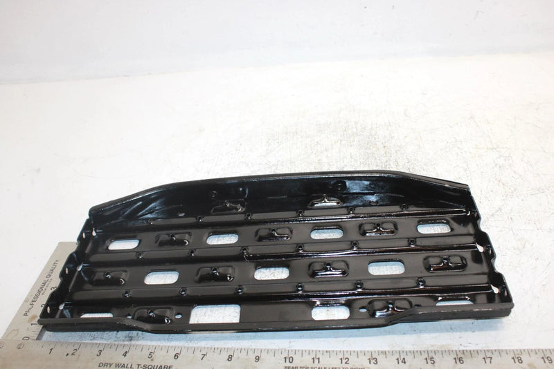 1991 Polaris Trail Boss 350l Oem Left Footrest 1040189 1040274-117 AP79