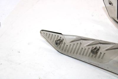 2017 Ski-doo Grand Touring 900 OEM Right Deflector 517305776 SS65