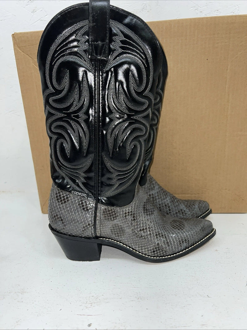 New Women’s Black Snakeskin Capezio Cowboy Boots. L 902 6 M. 20-94