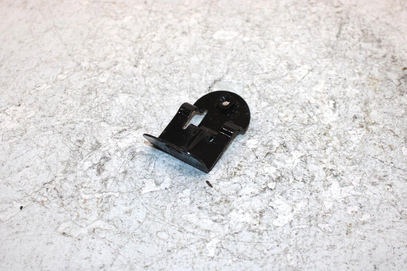 1999 Kawasaki Prarie 400 Oem Shift Cover Bracket 11049-1738 AK28