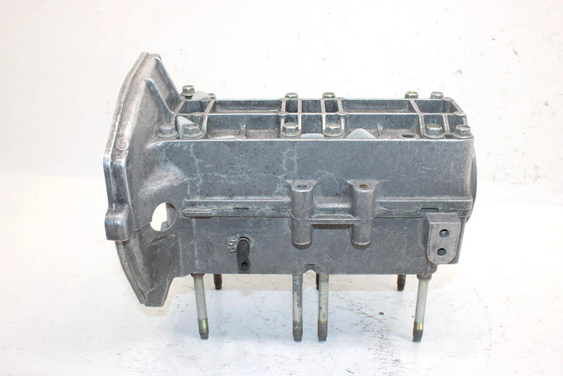 1994 Yamaha Vmax 600 Oem Crankcase W/Studs 8AB-15100-00-00 8AB-15100-01-00 SY25