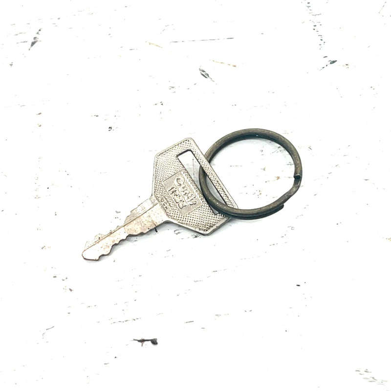 85-88 Polaris Trail Boss 250R OEM Ignition Key Switch 4110065 AP245