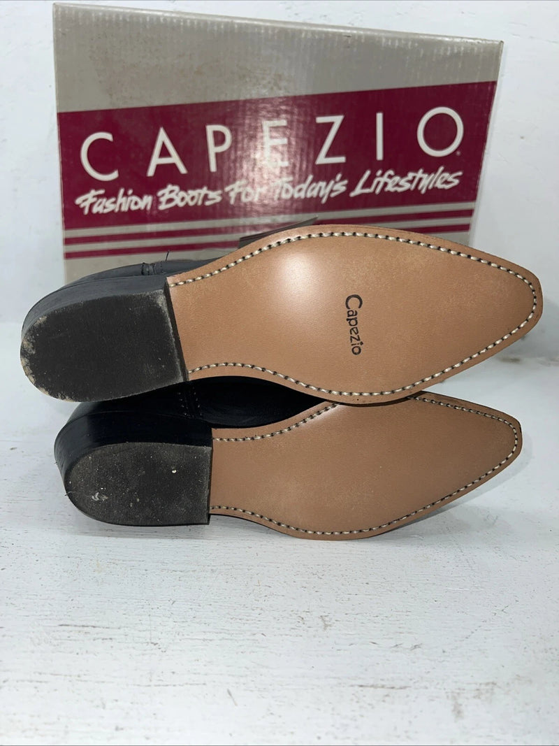 New Women’s Black Capezio Cowboy Boots. L550 6 M. 20-139