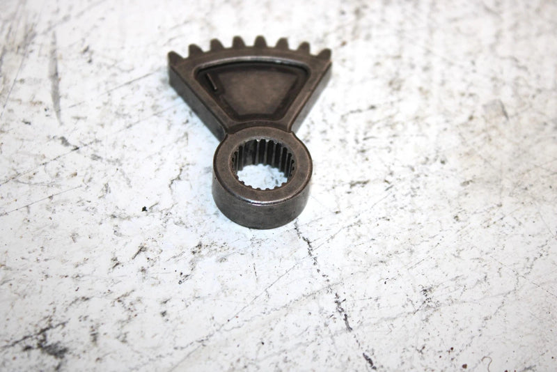2004 Honda Fourtrax Rincon Oem Gear Shift Arm 24682-HN8-003 AH2