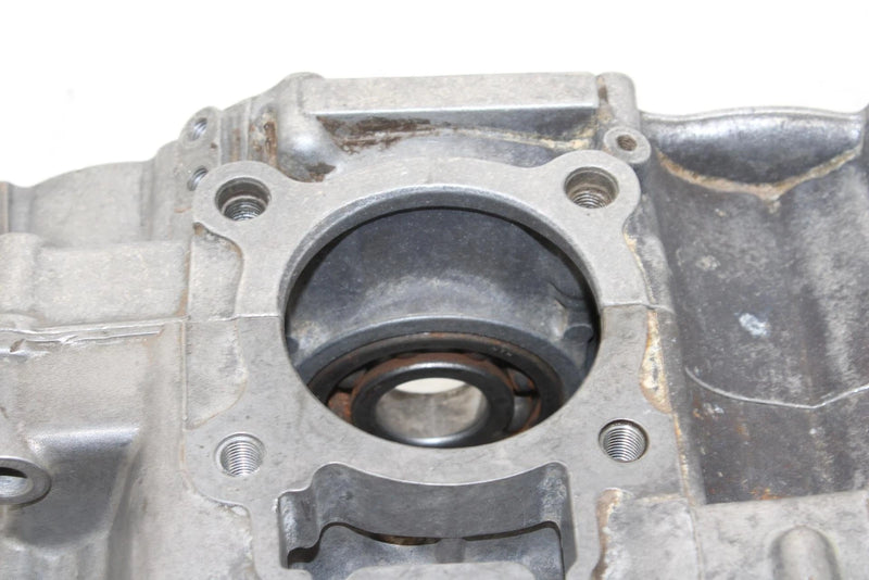 1992 Kawasaki Bayou 220 Oem Crankcase 14001-5323 AK36