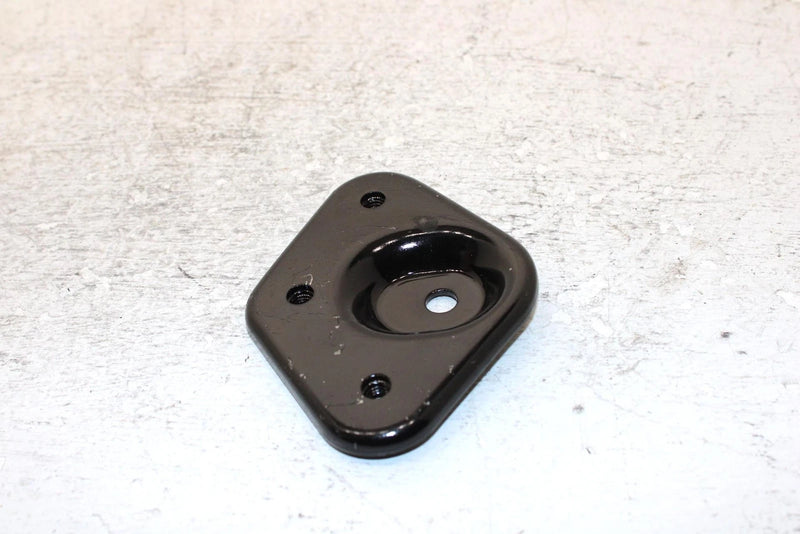 1995 Yamaha Vmax 500 Oem Skid Mount Bracket Pair 8AB-47425-00-00 SY34