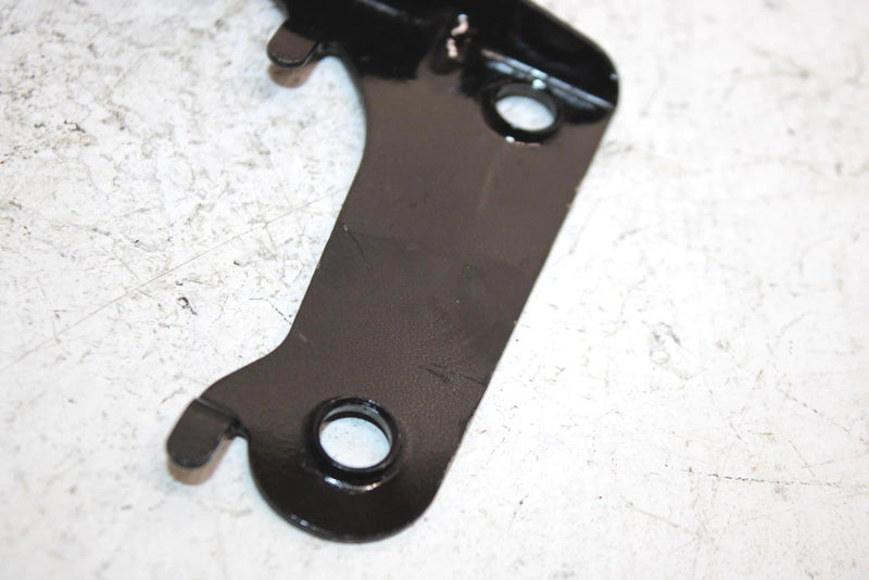 1987 Honda Fourtrax 350 A Oem Front Left Lower Fender Stay 61121-HA7-670 AH39