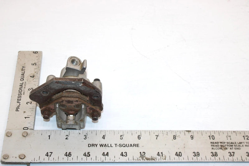 1993 Kawasaki Bayou 300 Oem Right Front Brake Caliper 43041-1521 AK24