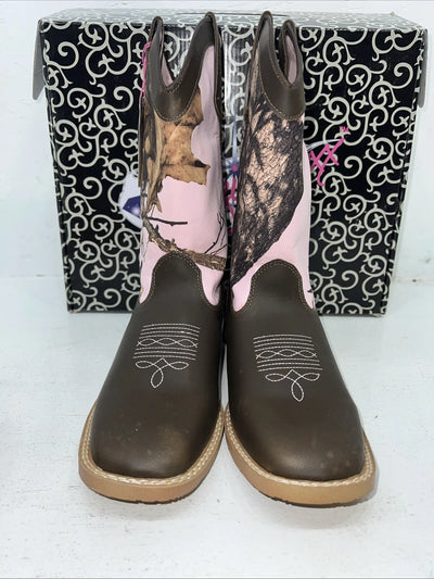 New Women’s Camo Blazin Roxx Cowboy Boots. 6 M. 19-28