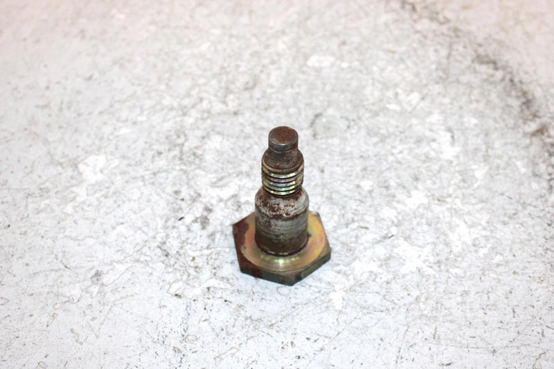 2000 Polaris Xplorer Oem Swingarm Pivot Bolt 5131697 AP169