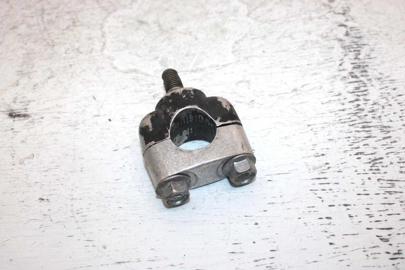1990 Yamaha  Moto 4 Oem Handlebar Holder 5H0-23442-00-98 5H0-23442-01-98 AY5