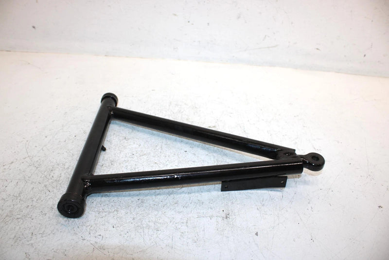 2001 Polaris Magnum 500 Oem Front Right A Arm 2201610 2202283 AP121