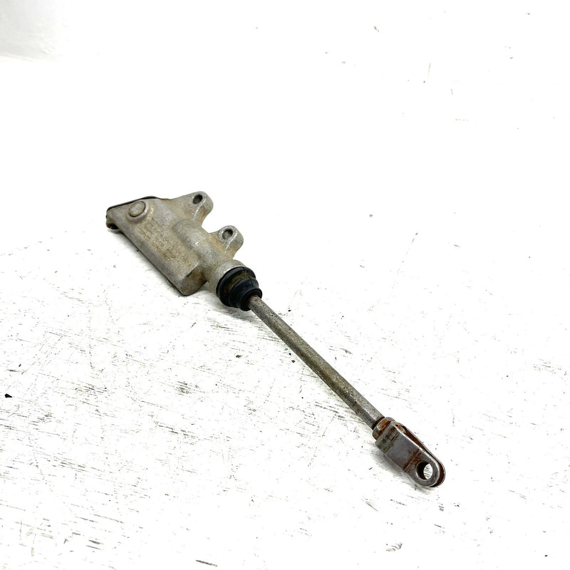 00-01 Arctic Cat 500 4x4 Automatic OEM Rear Brake Master Cylinder 0437-059 AA32