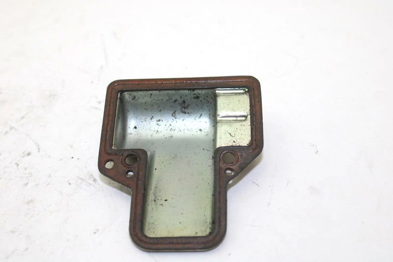 96 Yamaha Vmax 500 XT OEM Carb Cover W/ 2 Bolts 8AB-14100-02-00 Q2949