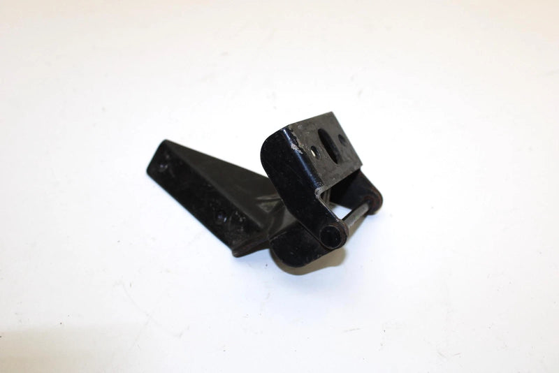 Yamaha Oem Hood Hinge 8DF-7714A-00-00 Q4294