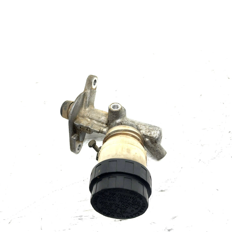 2004 Yamaha Rhino 660 OEM Brake Master Cylinder 5UG-2583T-02-00 XY3