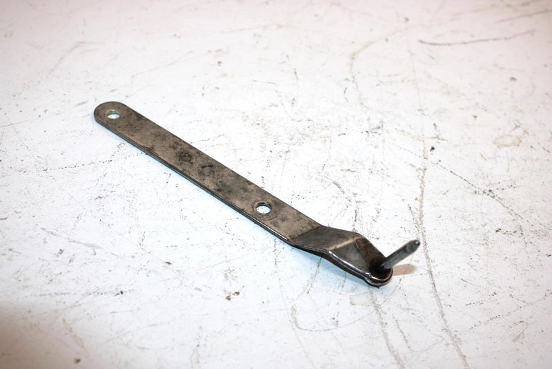 00 Polaris Xc Sp 600 Oem RH Upper Hinge 1012751 SP140