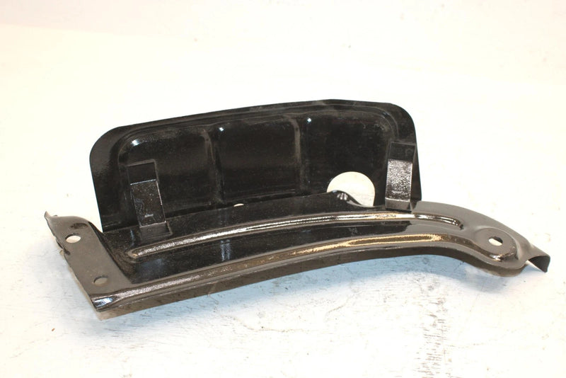 86 Honda Trx 125 Oem Front Inner Splash Guards 61862-VM6-000 61867-VM6-000 AH41