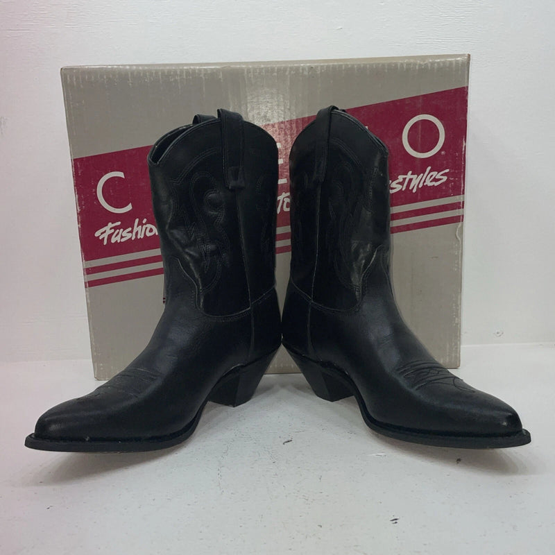 New Women’s Black Capezio Cowboy Boots. L 290 10 M. 15-123