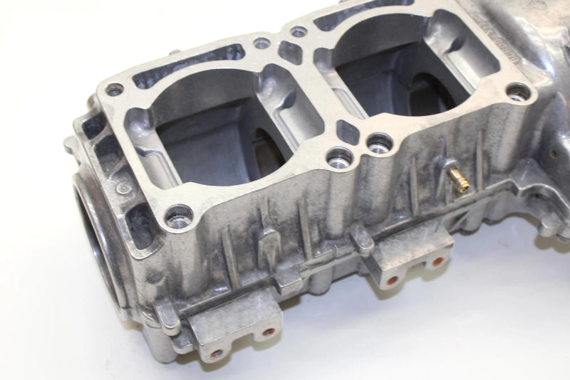2001 Yamaha Sx500r Oem Crankcase 8CR-15100-01-00 SY77