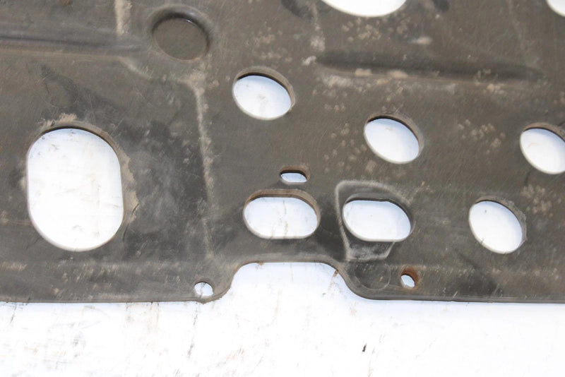 2002 Polaris Magnum 325 Oem Skid Plate  5435005 AP185