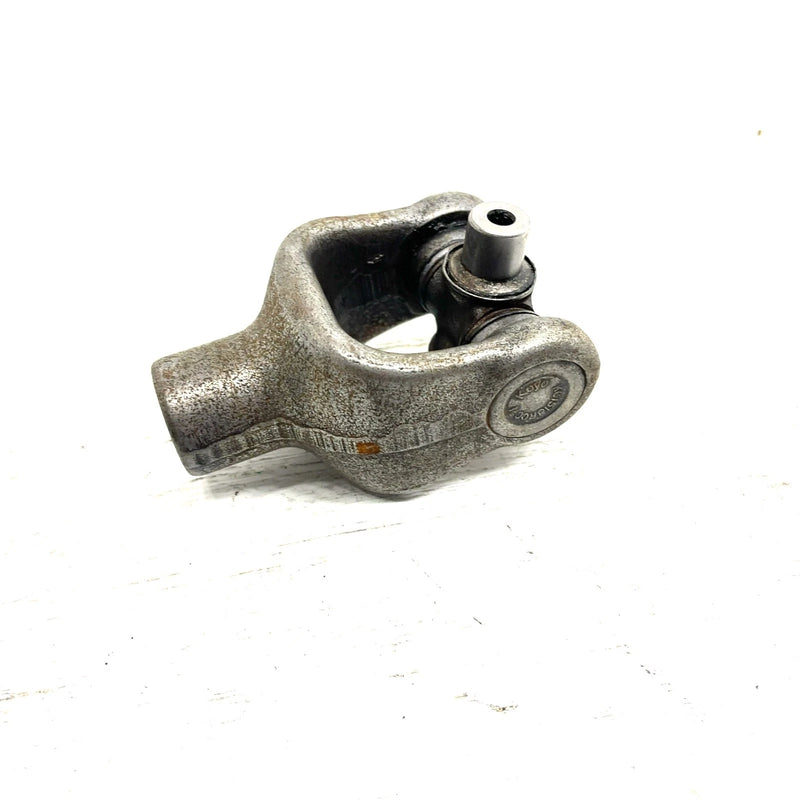 1994 Yamaha Kodiak 400 4x4 OEM Driveshaft Cross Joint 4GB-46108-10-00 AY71