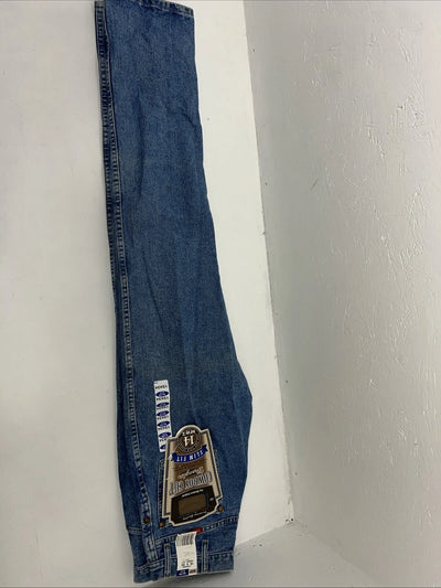 New Men’s Cowboy Cut Slim Fit Wrangler Denim Jeans. 15x34 G-8
