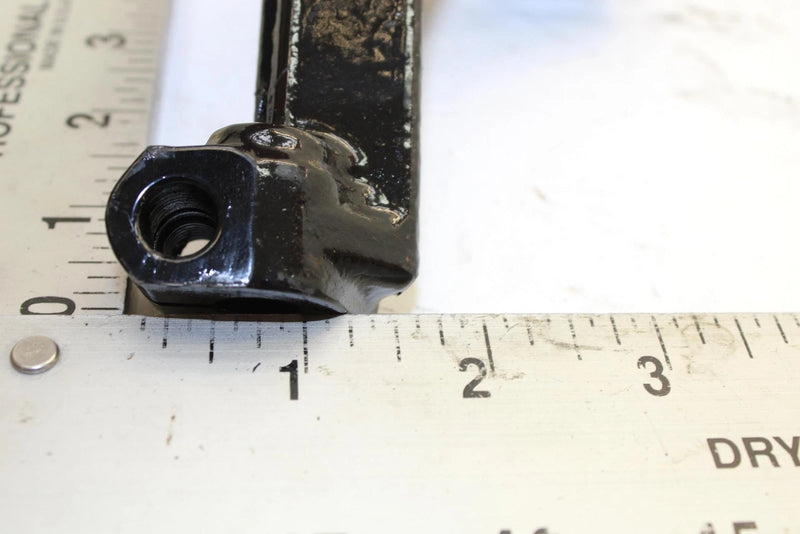 1988 Suzuki Quadrunner 250 Oem Front Right Knuckle Arm 51232-19B01 AS18