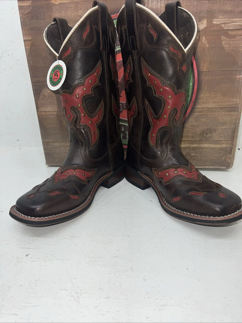New Women’s Brown Laredo Cowboy Boots. 5675 6 M. 20-116
