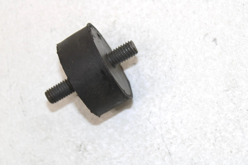98 Polaris Xc 600 Oem Engine Mount Damper 3110062 Q5074