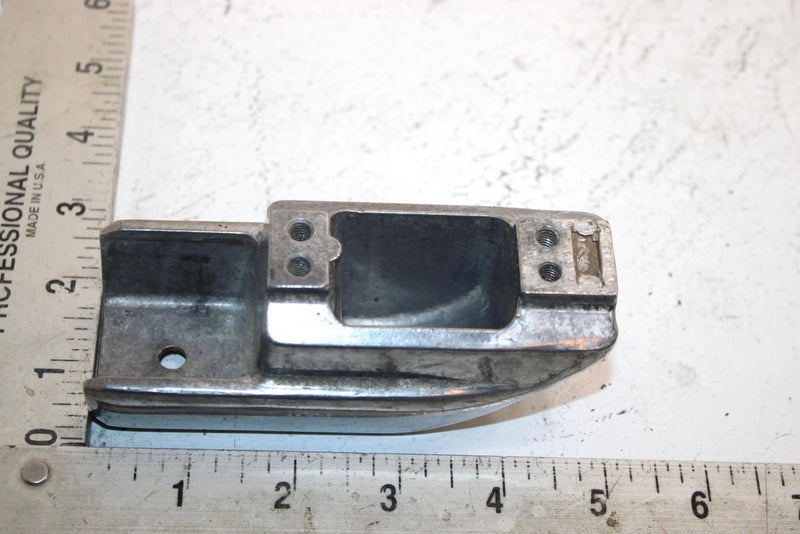 83 Yamaha Excel Iii Ec340g Oem Bumper End Cap Pair 8G8-77523-01-00 SY7