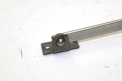96 Yamaha Wave Raider 760 OEM Engine Hatch Support GH1-62891-01-00 JY1
