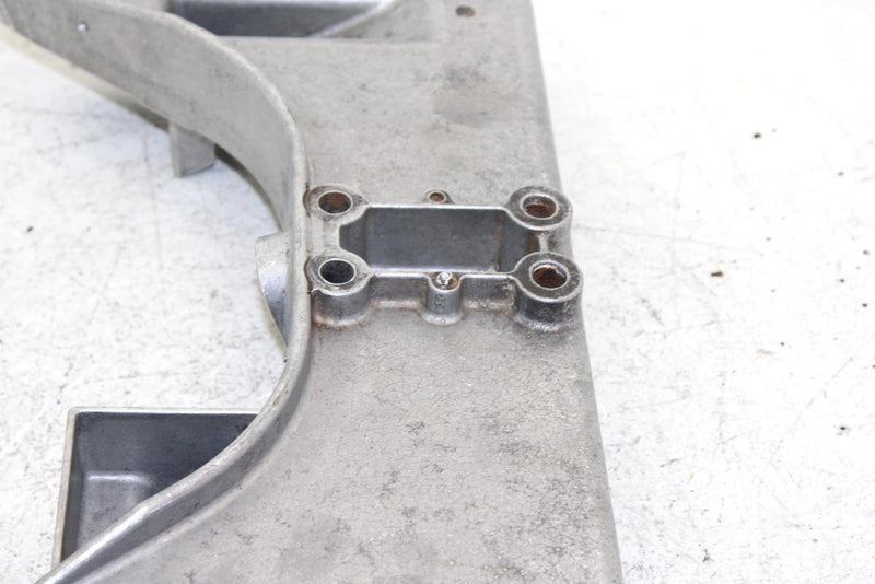1999 Yamaha Vmax 600 Sx Oem Front Shock Tower  8DG-21940-07-00 SY5