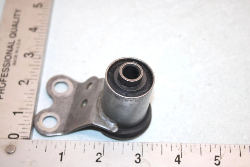03 Yamaha  Kodiak 450 Awd Oem Engine Mount Stay 5ND-F1316-00-00 AY44
