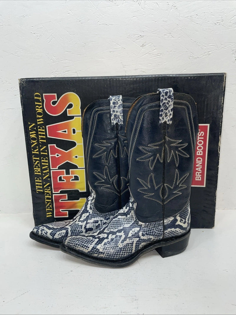 New Women’s Blue Snake Skin Texas Brand Cowboy Boots. 72 5.5 5 1/2 C. 2-41