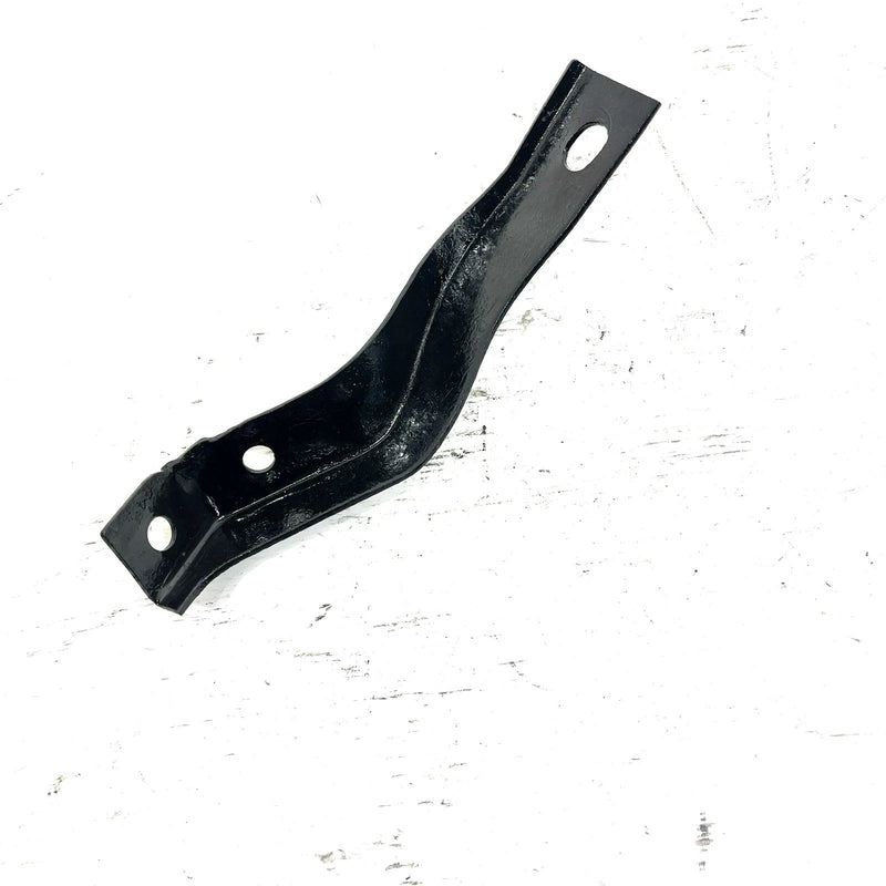 1984 Suzuki Quadrunner 185 LT185 OEM Front Left Fender Bracket 53243-18901 AS39