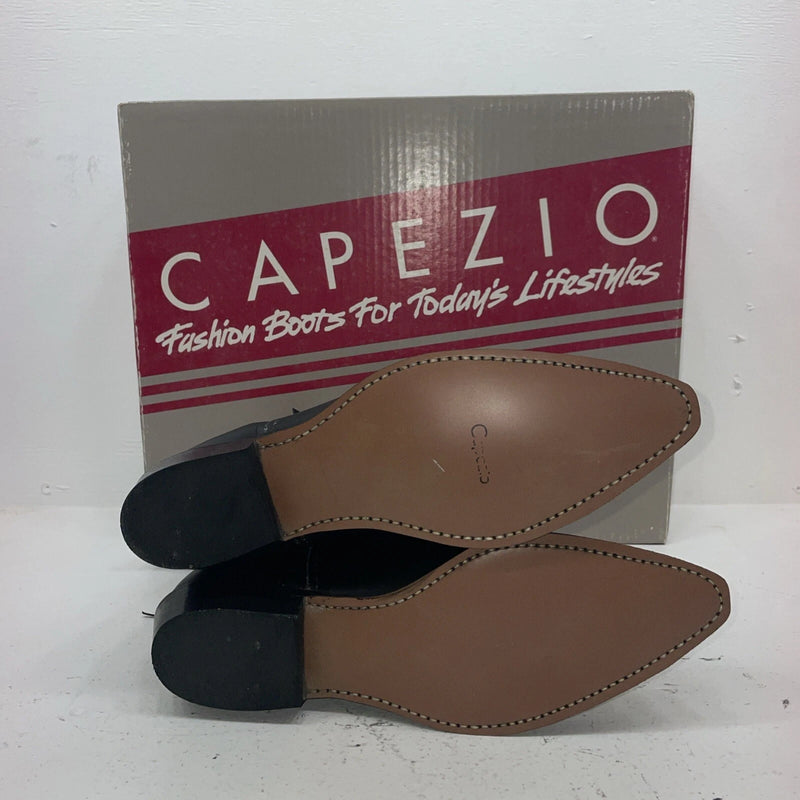 New Women’s Black Capezio Cowboy Boots. L 870 10 M. 17-111